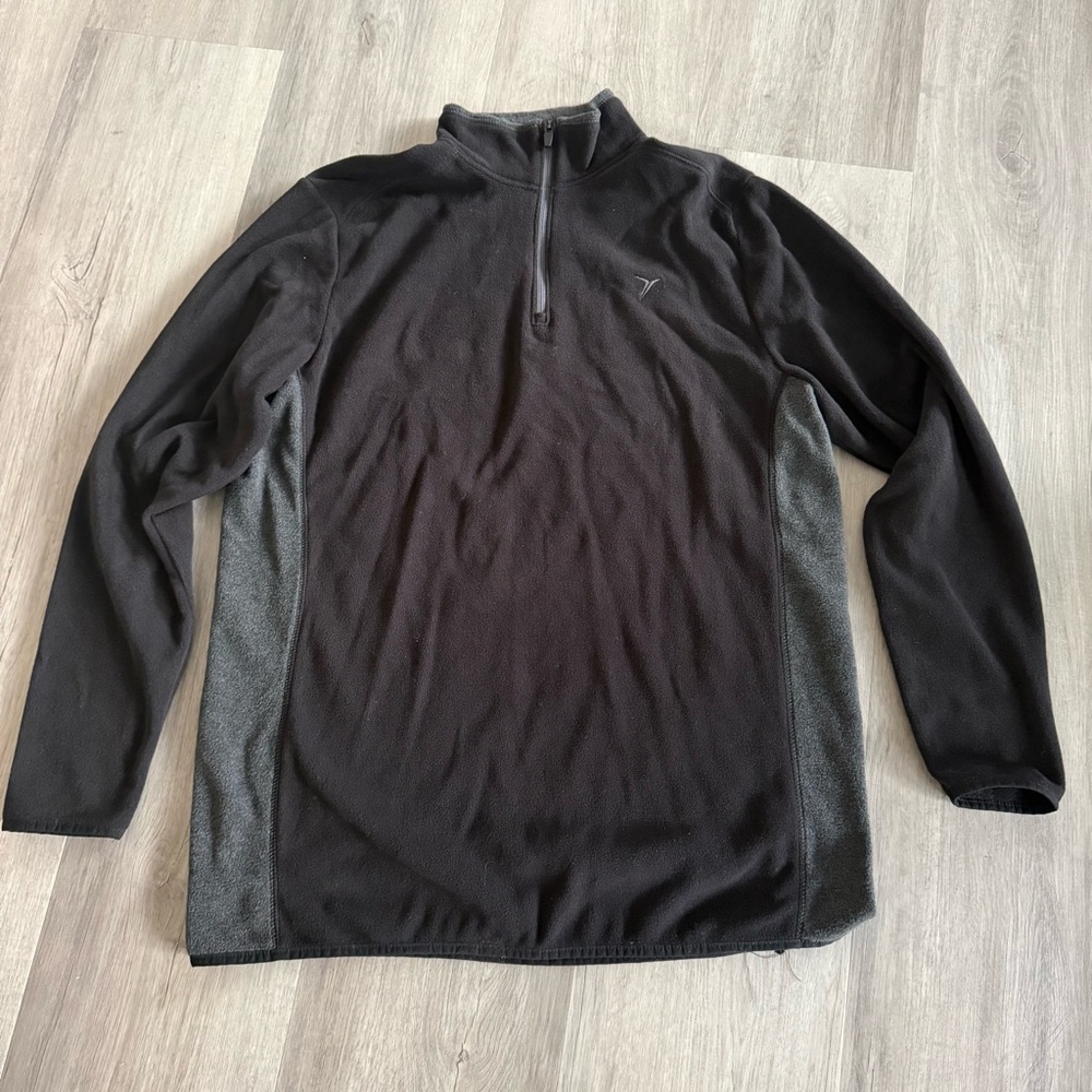 ⭐️ XL Tall Old Navy Black and Gray Quarter Zip (XLT)